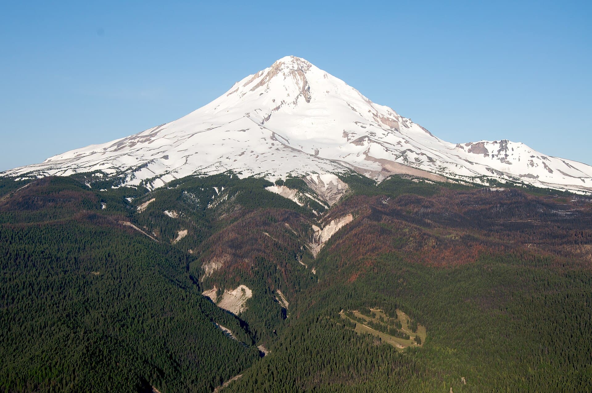 Surveyors Ridge 688 — area context