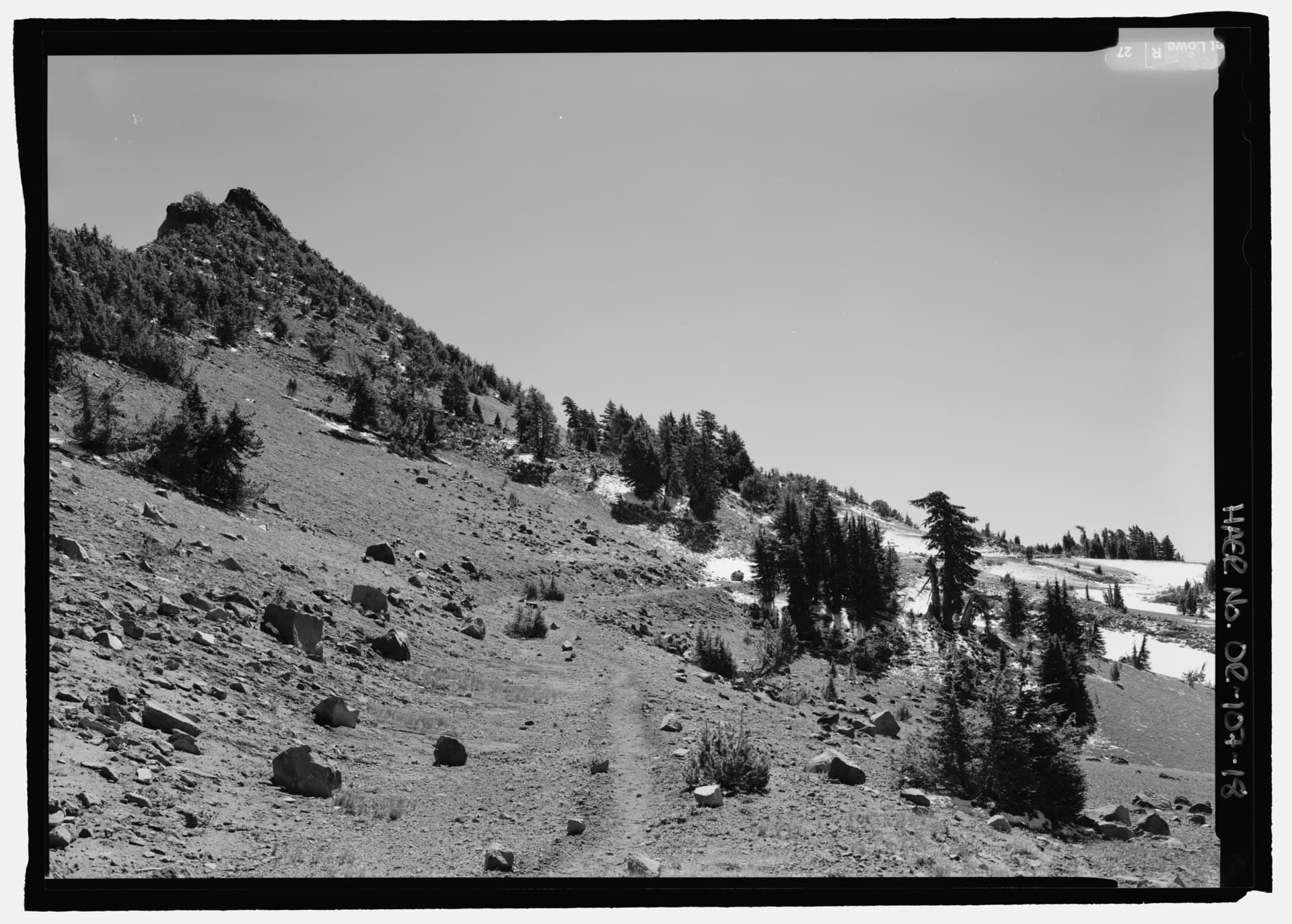 Small PCT Loop at Crater Lake trail